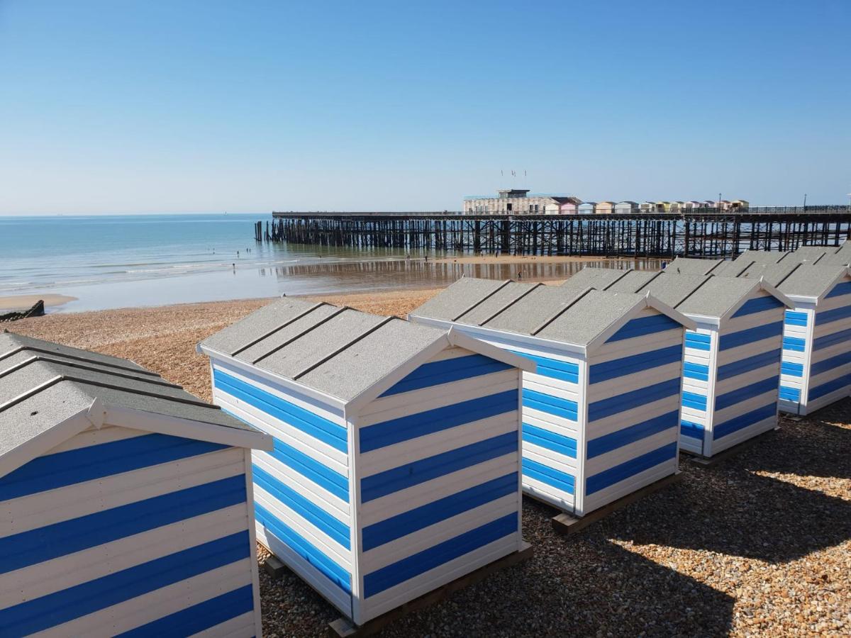 West Hill Retreat Seaview Balcony Chic Loft Studio & Free Parking Hastings Esterno foto